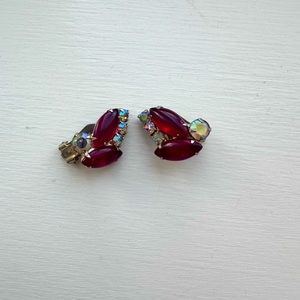 Vintage clip earrings